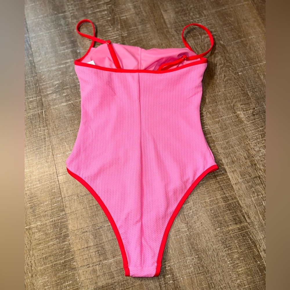 Wild Fable (Small) Brand New Hot Pink Textured One Piece Swimsuit with Low Neck - Picture 2 of 5